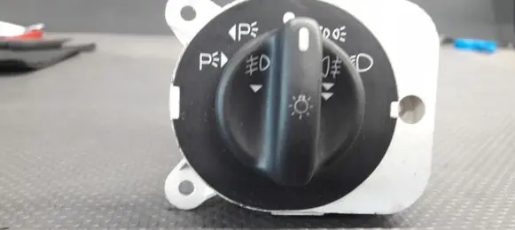 Ford Mondeo MK II Fog light switch 96BB13K196CB