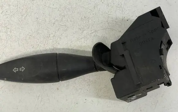 Ford Focus Indicator stalk D0XFA DOXFA