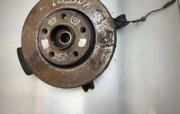 Renault Laguna III Front wheel hub