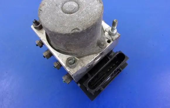 Renault Kangoo I ABS Pump 8200229137