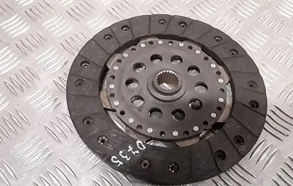 Volvo V50 Clutch pressure plate 323060910