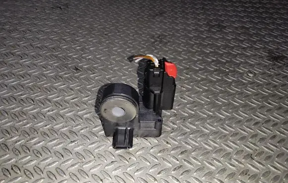 Mazda CX-7 Airbag deployment crash/impact sensor GP9A57KC0