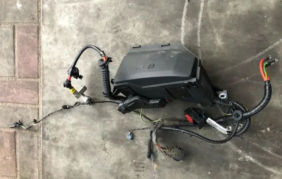 Jaguar E-Pace Fuse box set 2227202622