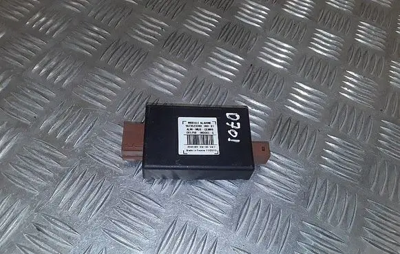 Citroen C4 II Picasso Alarm control unit/module 9673523380