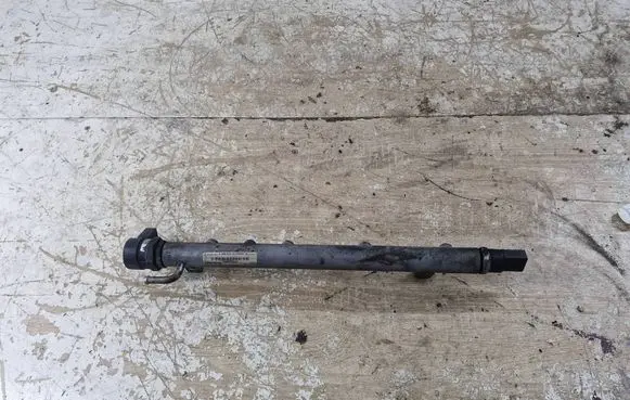 Mercedes-Benz A W169 Fuel main line pipe A6400701295