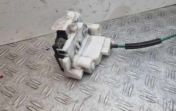 Alfa Romeo 159 Front door lock B792 X05H03