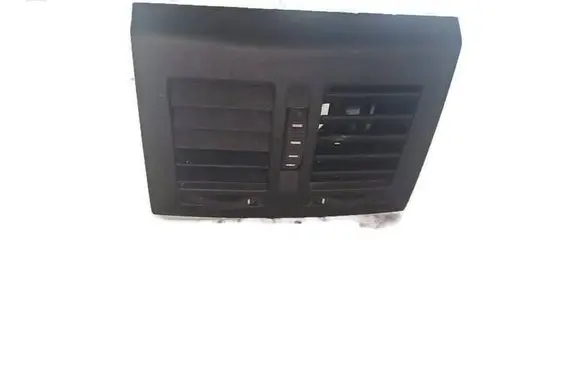 Skoda Yeti (5L) Rear air vent grill 1Z0819203 4907 0404