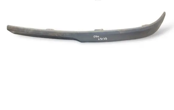 Front bumper lip