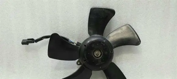 Mitsubishi Lancer X Electric radiator cooling fan