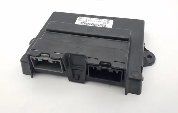 Ford Explorer Transfer box differential control unit 6L247H473AD M799G 06MU251E03