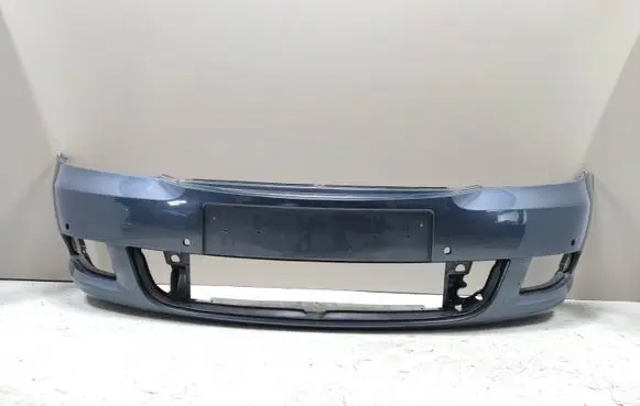 Skoda Octavia Mk2 (1Z) Front bumper 1Z0807221M