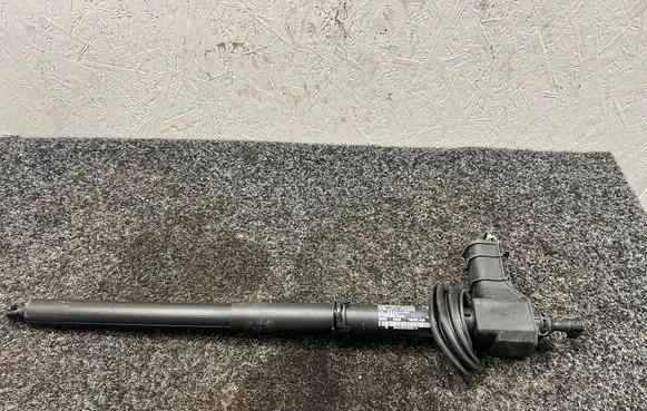 BMW i4 Tailgate/trunk strut/damper 7487575