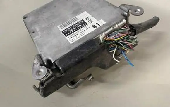 Toyota Corolla Verso E121 Engine control unit/module 89661-13080 89661-13080