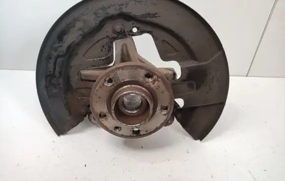Volvo XC60 Front wheel hub 7G913K171H