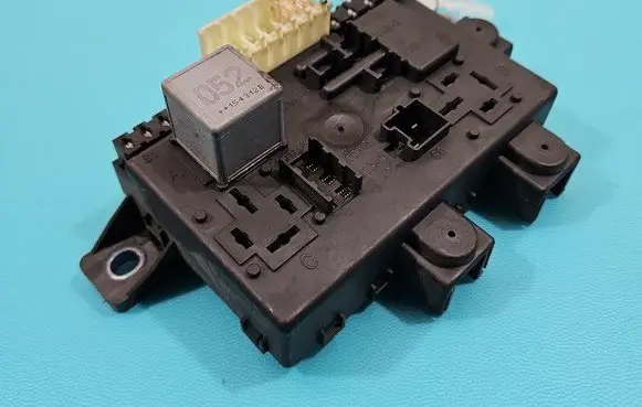 Mercedes-Benz Vito Viano W447 Central body control module A4479060400 IMPRK1481571