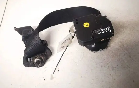 Opel Astra G Rear seatbelt 90560642