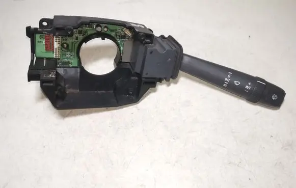 Volvo S80 Wiper control stalk 9472926