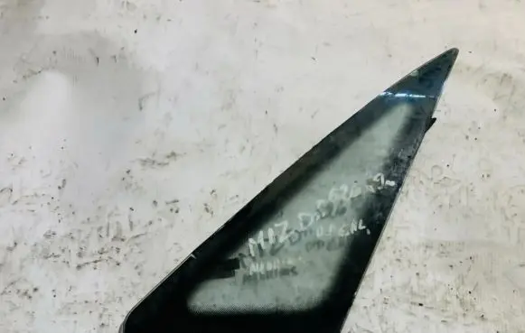 Mazda 626 Rear side window