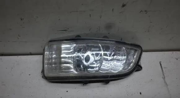 Volvo V70 Mirror indicator light 4040047