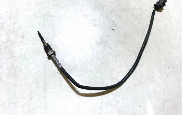 BMW X5 F15 Exhaust gas temperature sensor 7805606 2656001901