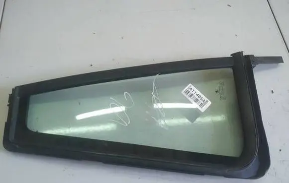 Skoda Octavia Mk2 (1Z) Rear vent window glass AS2