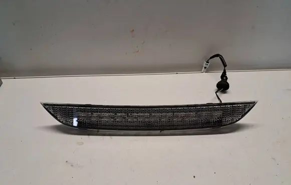 Citroen C-Crosser Third/center stoplight P5631