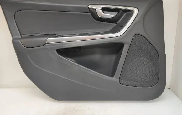 Volvo V60 Front door card panel trim 8635891 Y283Y352 D0U2A