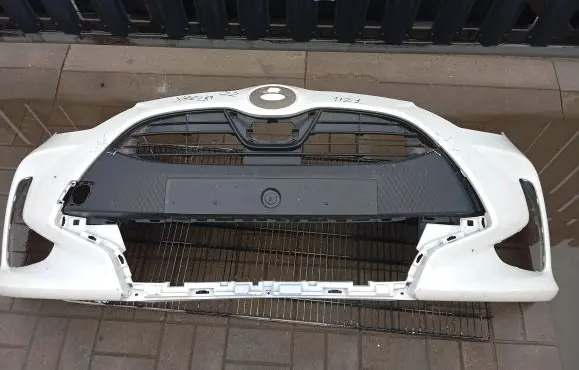 Toyota Yaris XP210 Front bumper