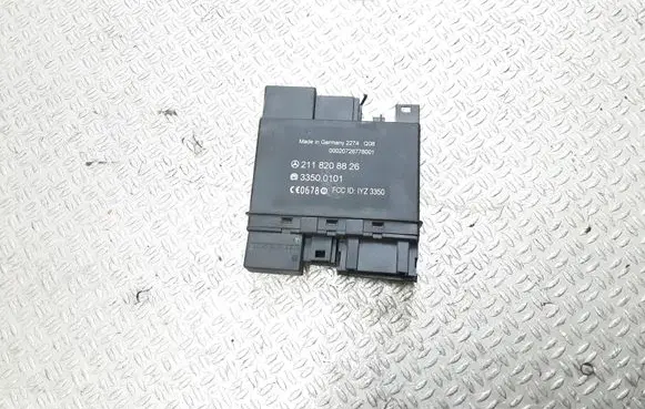 Mercedes-Benz E W211 Keyless (KESSY) go control unit/module 2118208826