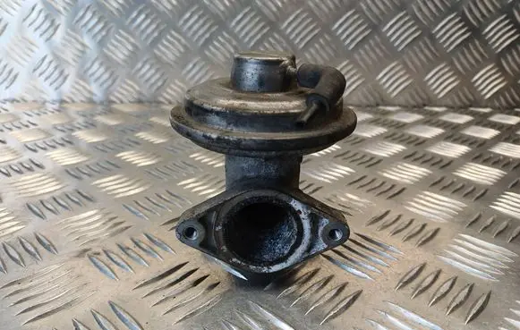 Ford Mondeo Mk III EGR valve 1S7Q9D475AD