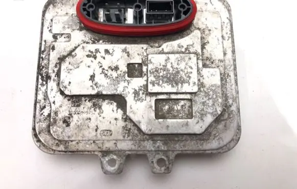 Nissan Qashqai Voltage converter/converter module 5DV00961000