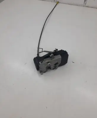 Opel Vivaro Front door lock 91166237 8200008246