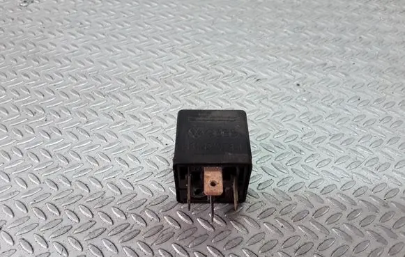 Audi A6 S6 C5 4B Other relay 431951253H 0332014156