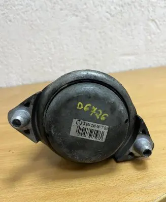 Mercedes-Benz C W204 other engine part A2042404817 D6726