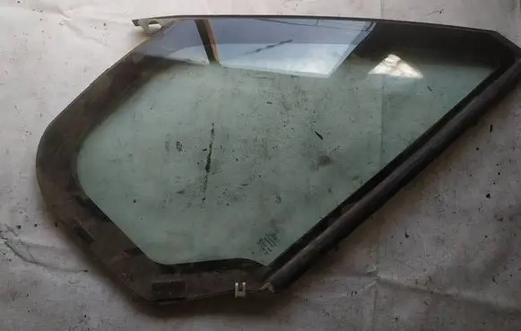 Ford Transit Front door vent window glass four-door as2