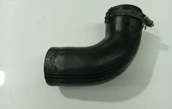 Volvo V50 Intercooler hose/pipe 