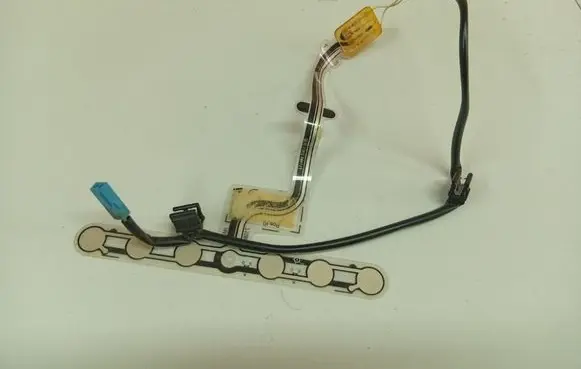 Volkswagen Touran I Seat heating element 1K0963553