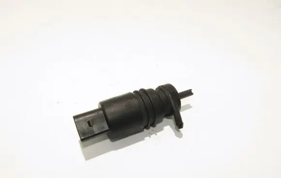 Mercedes-Benz C W203 Windscreen/windshield washer pump