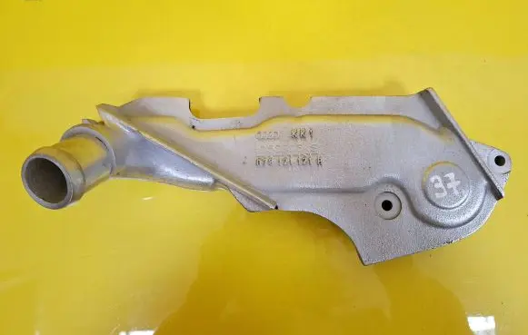 Audi A6 S6 C4 4A Thermostat/thermostat housing 078121121H