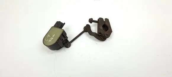 Headlight/headlamp level sensor