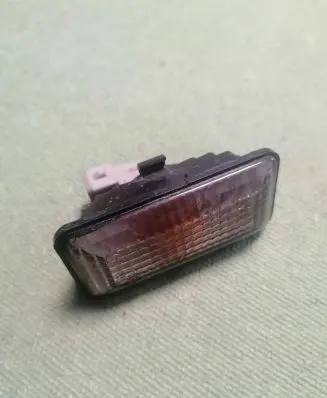 Volkswagen Golf III Front fender indicator light 5E20019662