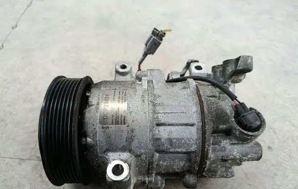 Renault Scenic III - Grand scenic III Air conditioning (A/C) compressor (pump) DCP23031