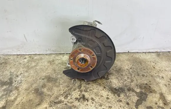 Volkswagen Golf VII Front wheel hub 5Q0407257A