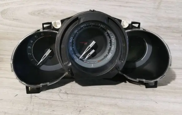 Citroen DS3 Speedometer (instrument cluster) 98041357XT A2C83013500 010126