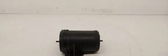 Vacuum air tank