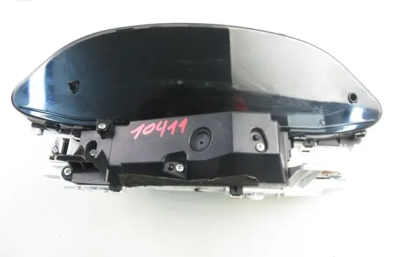 Toyota Yaris Speedometer (instrument cluster) 8380052A70
