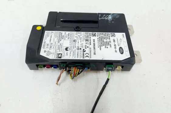 Land Rover Defender Voice control module L8B2-70718-AT