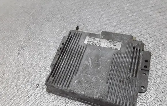 Renault Megane I Engine control unit/module 7700102638 S103750004