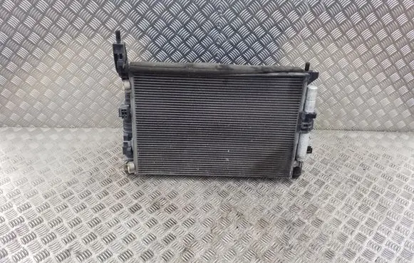 Ford Focus Radiator set CV618C342VC CV618C607VA