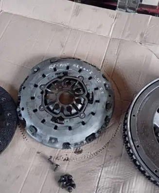 Renault Megane II Clutch set kit 124035910